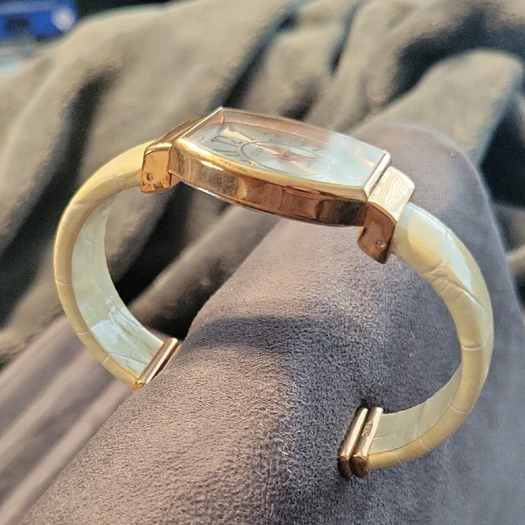 Studio Gold and Cream Women's Watch - Picture 2 of 4